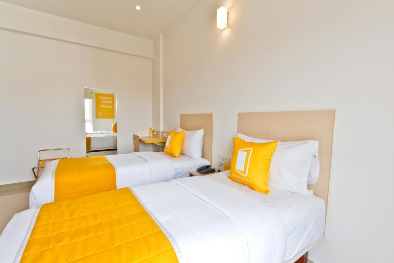 Hotel X By Bloom I Hebbal Manyata Park à Bangalore Extérieur photo